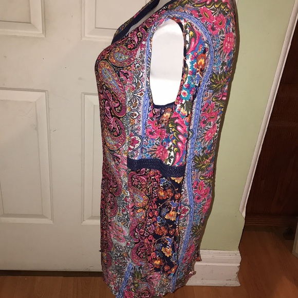 Dress - Picture 4 of 6